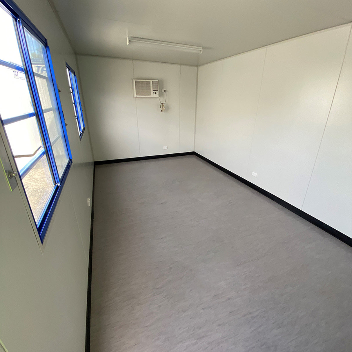 6.0 x 3.0m Open Room Office