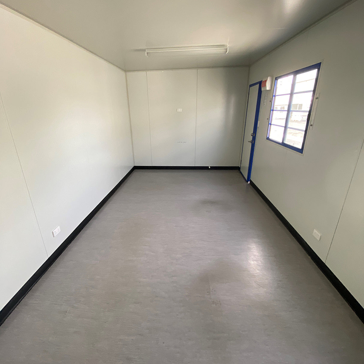 6.0 x 3.0m Open Room Office