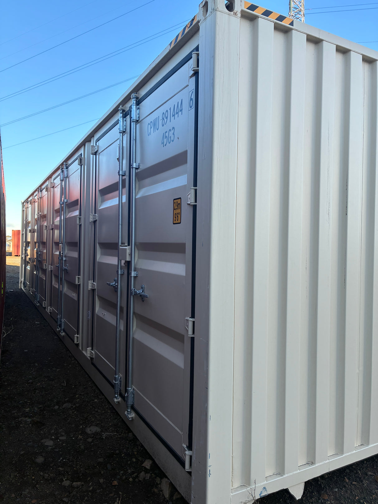 Special: 40ft Quad Side Door Container