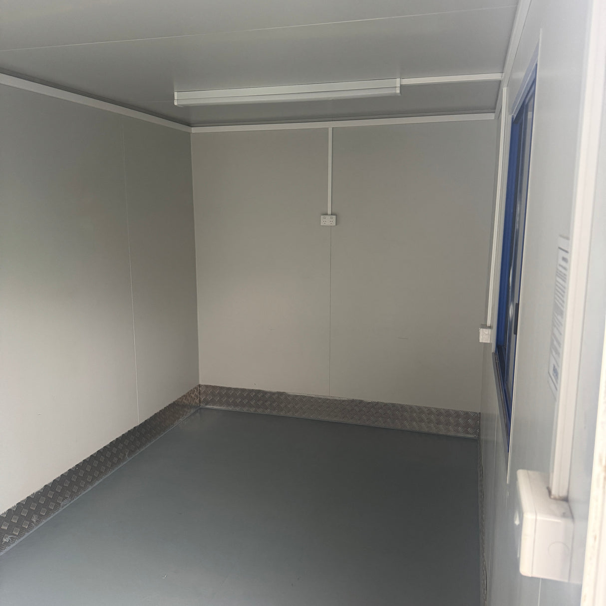 Special: Used 20ft Contractors Container (TBCU1820297)