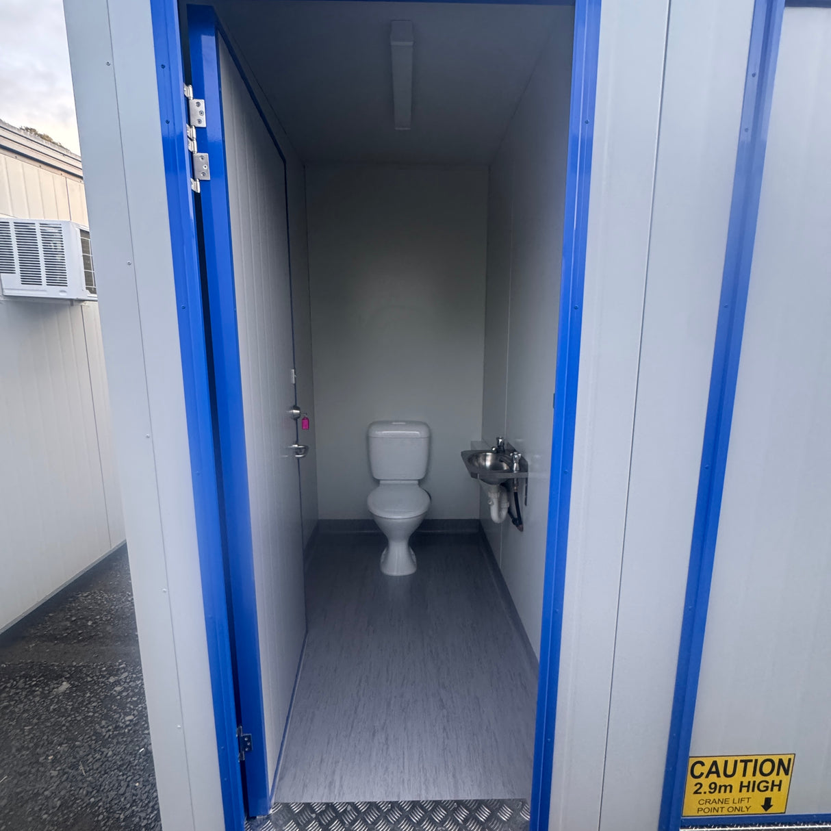 6.0 x 3.0m Uni Sex Ablution Block