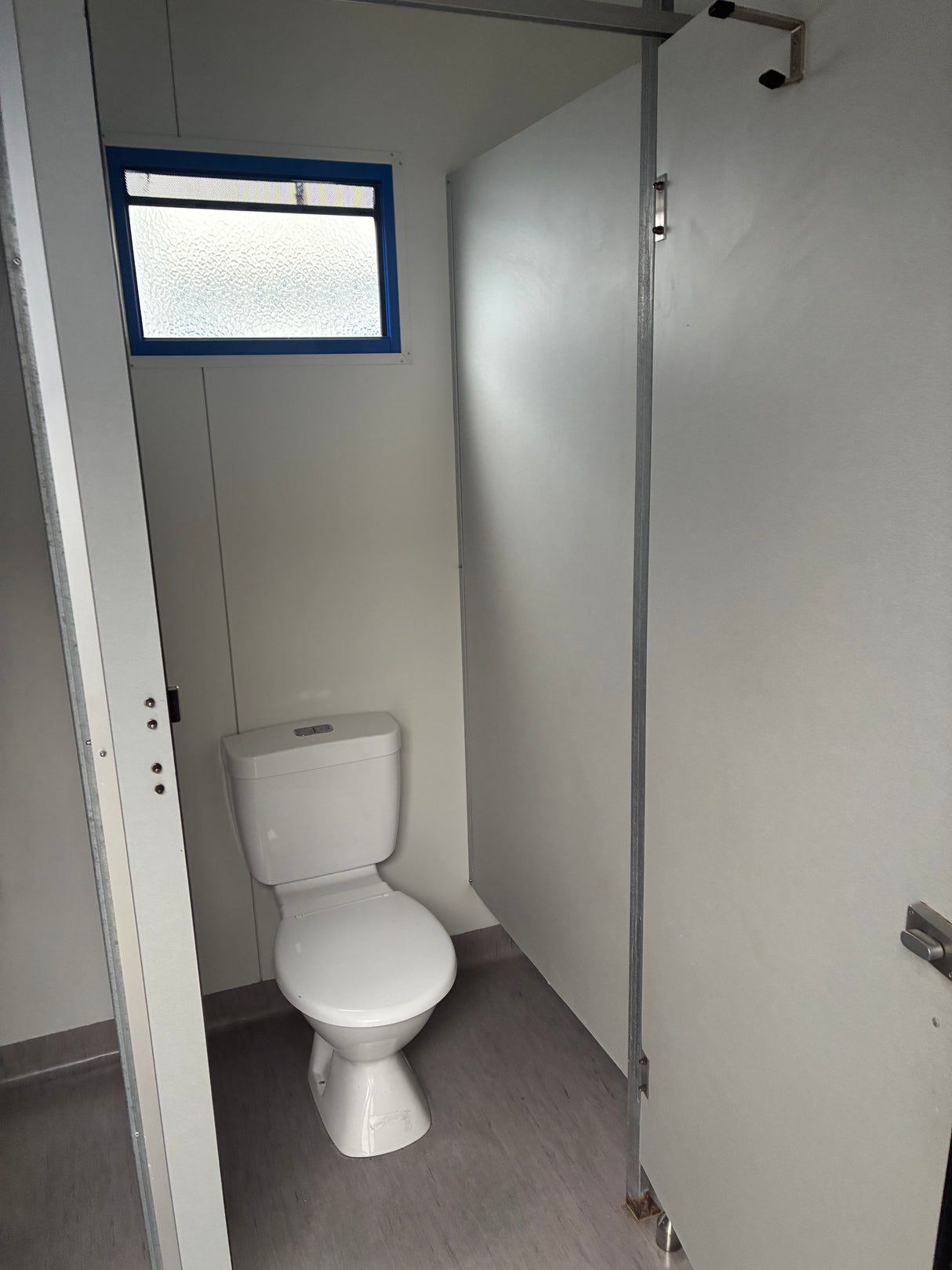 Special: Used 3.6 x 2.4m Ablution Block